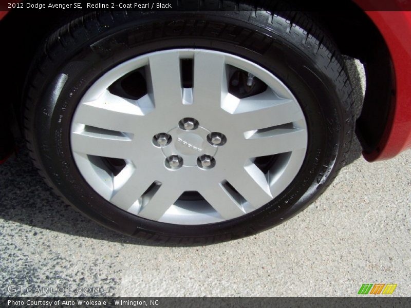 Redline 2-Coat Pearl / Black 2012 Dodge Avenger SE