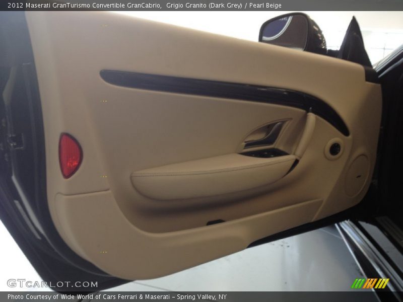 Grigio Granito (Dark Grey) / Pearl Beige 2012 Maserati GranTurismo Convertible GranCabrio