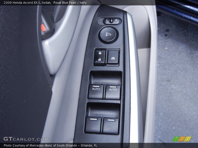 Controls of 2009 Accord EX-L Sedan