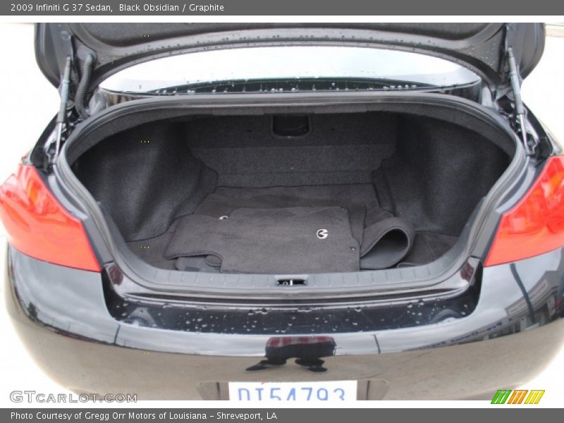  2009 G 37 Sedan Trunk