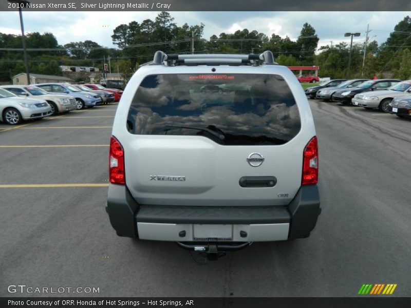 Silver Lightning Metallic / Gray 2010 Nissan Xterra SE