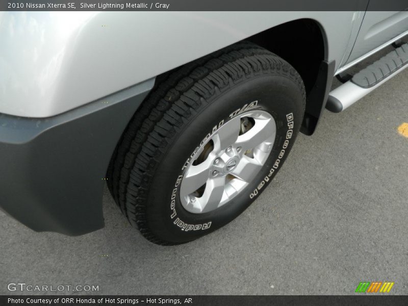 Silver Lightning Metallic / Gray 2010 Nissan Xterra SE