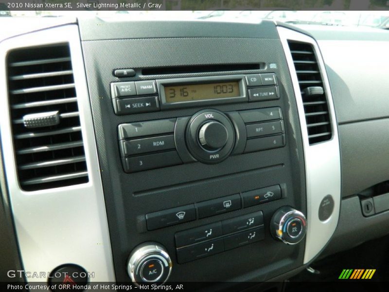 Silver Lightning Metallic / Gray 2010 Nissan Xterra SE