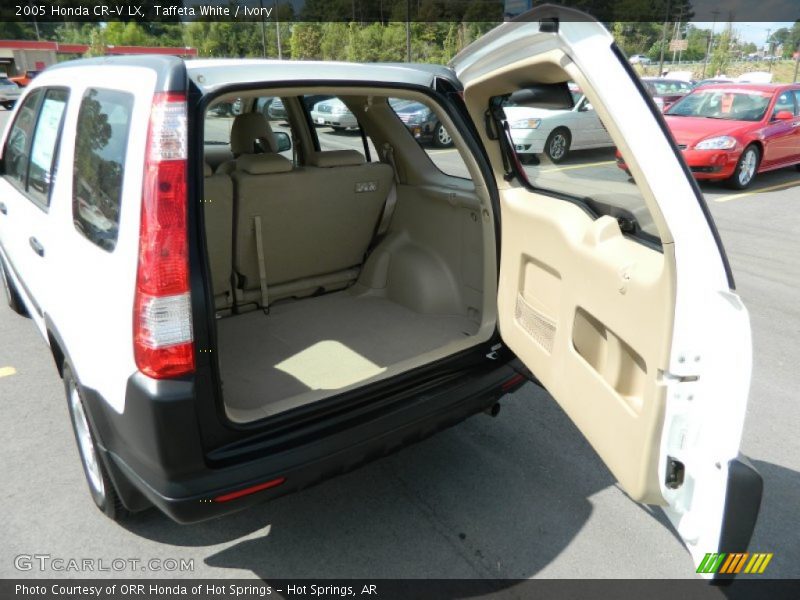 Taffeta White / Ivory 2005 Honda CR-V LX