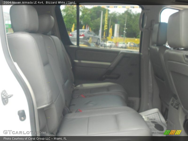 Blizzard White / Sand 2004 Nissan Armada LE 4x4