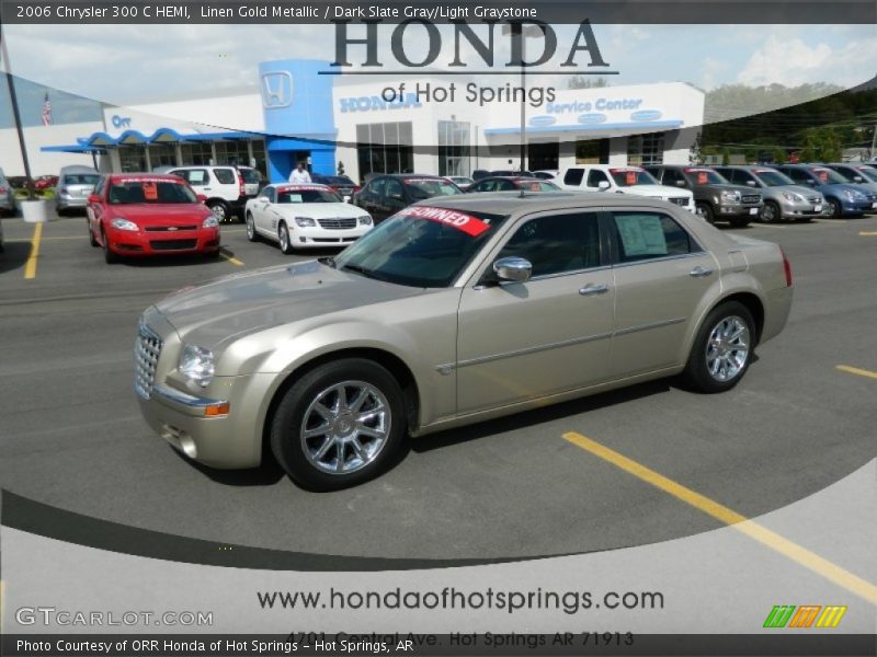 Linen Gold Metallic / Dark Slate Gray/Light Graystone 2006 Chrysler 300 C HEMI