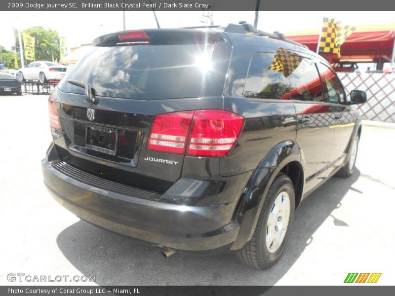 Brilliant Black Crystal Pearl / Dark Slate Gray 2009 Dodge Journey SE
