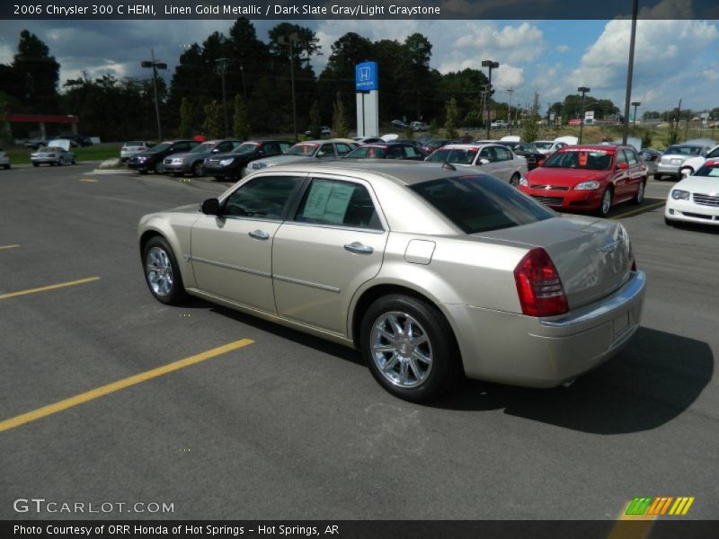 Linen Gold Metallic / Dark Slate Gray/Light Graystone 2006 Chrysler 300 C HEMI