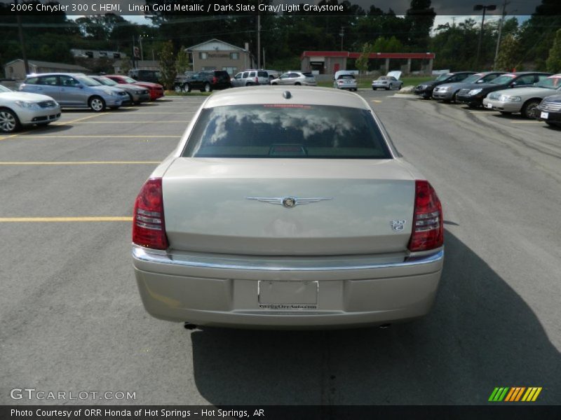 Linen Gold Metallic / Dark Slate Gray/Light Graystone 2006 Chrysler 300 C HEMI