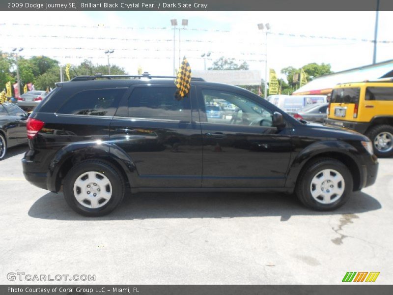 Brilliant Black Crystal Pearl / Dark Slate Gray 2009 Dodge Journey SE