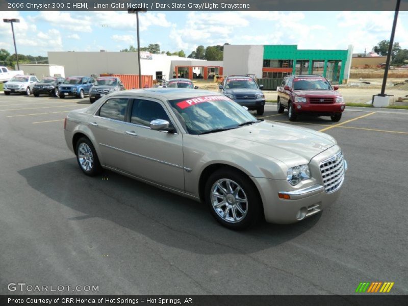 Linen Gold Metallic / Dark Slate Gray/Light Graystone 2006 Chrysler 300 C HEMI