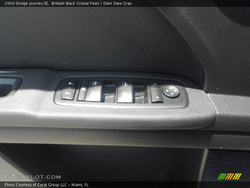 Brilliant Black Crystal Pearl / Dark Slate Gray 2009 Dodge Journey SE