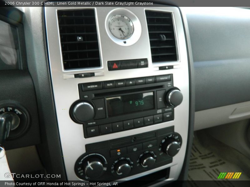 Linen Gold Metallic / Dark Slate Gray/Light Graystone 2006 Chrysler 300 C HEMI