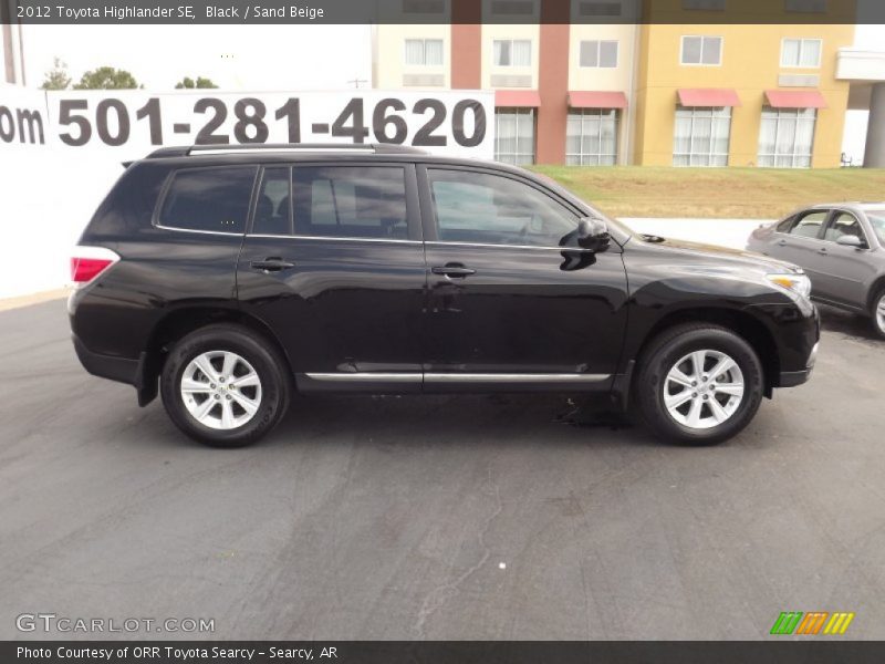 Black / Sand Beige 2012 Toyota Highlander SE