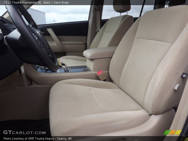 Black / Sand Beige 2012 Toyota Highlander SE