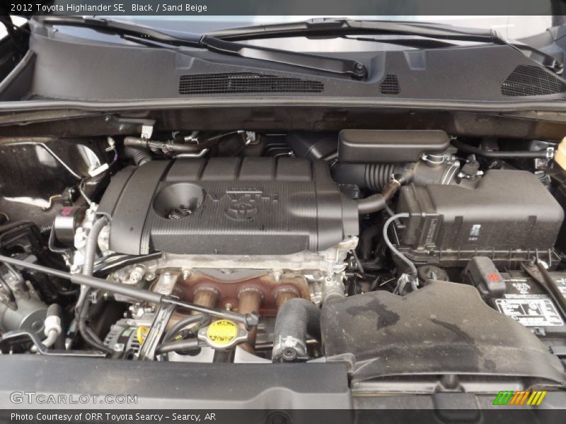Black / Sand Beige 2012 Toyota Highlander SE