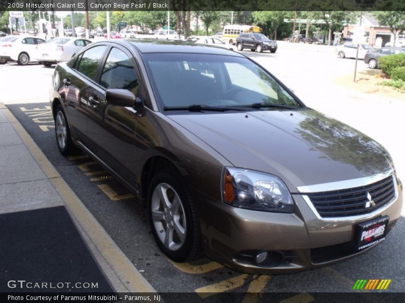 Canyon Beige Pearl / Black 2009 Mitsubishi Galant ES