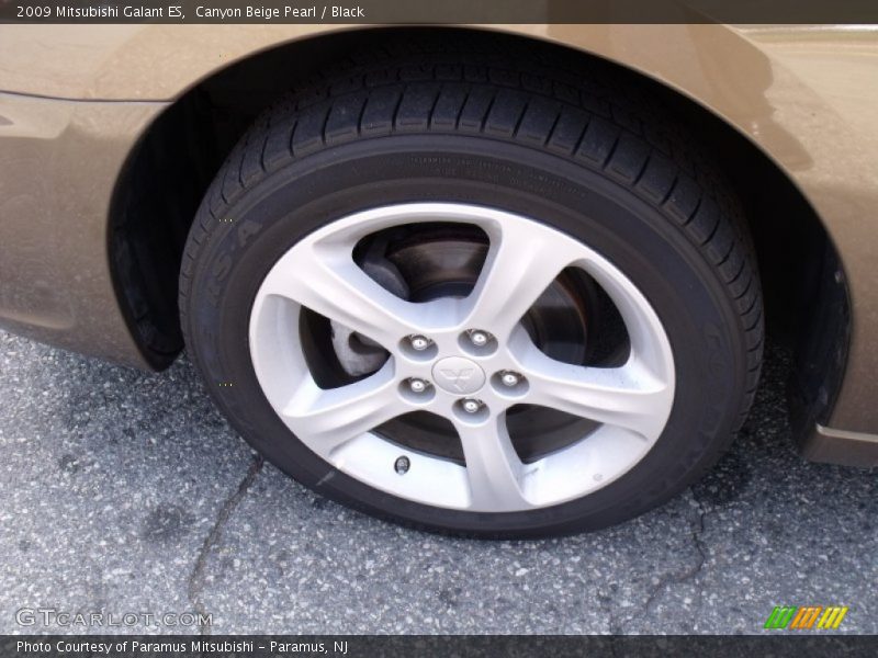 Canyon Beige Pearl / Black 2009 Mitsubishi Galant ES