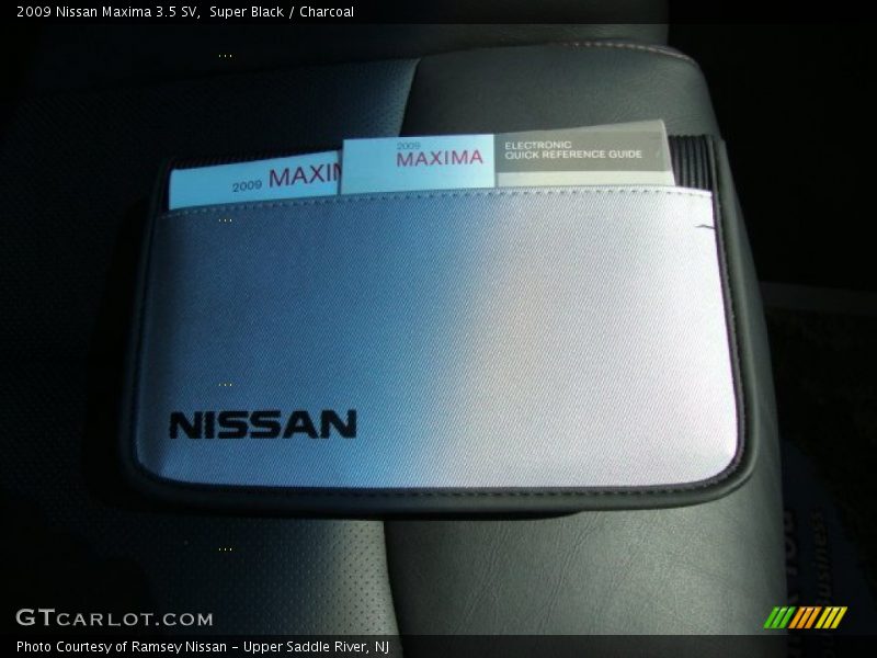 Super Black / Charcoal 2009 Nissan Maxima 3.5 SV
