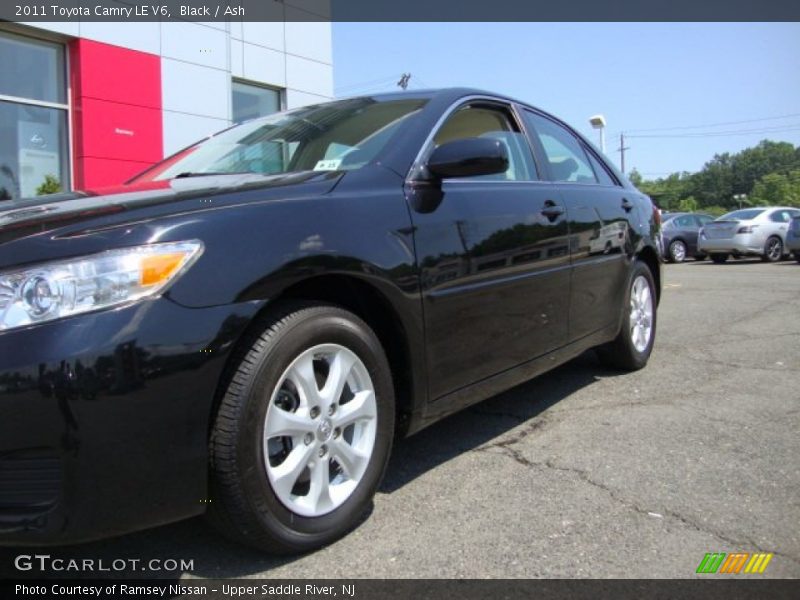 Black / Ash 2011 Toyota Camry LE V6