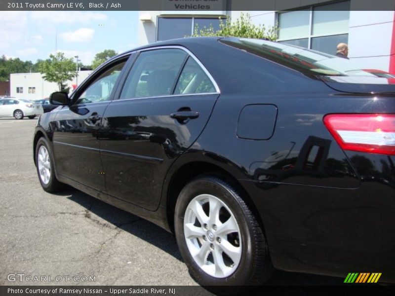 Black / Ash 2011 Toyota Camry LE V6