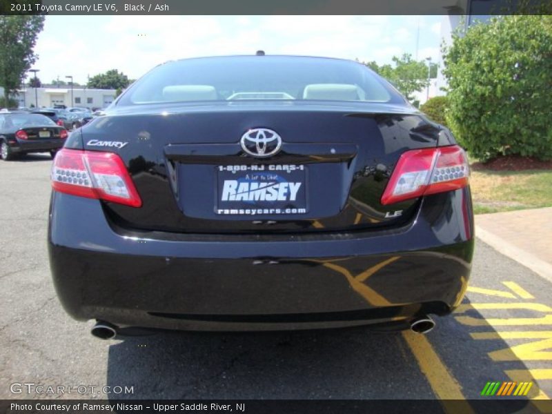 Black / Ash 2011 Toyota Camry LE V6