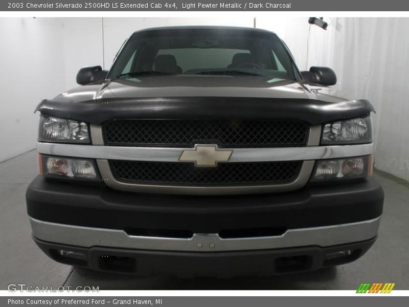 Light Pewter Metallic / Dark Charcoal 2003 Chevrolet Silverado 2500HD LS Extended Cab 4x4