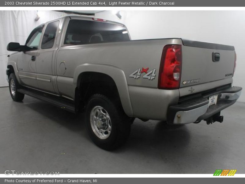 Light Pewter Metallic / Dark Charcoal 2003 Chevrolet Silverado 2500HD LS Extended Cab 4x4