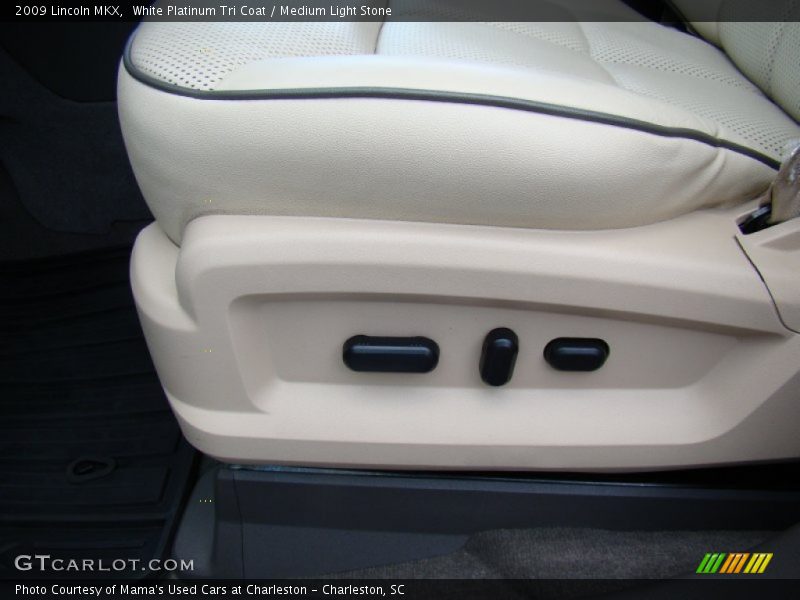 White Platinum Tri Coat / Medium Light Stone 2009 Lincoln MKX