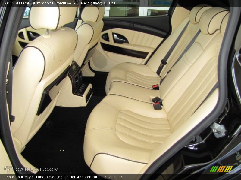 Rear Seat of 2006 Quattroporte Executive GT