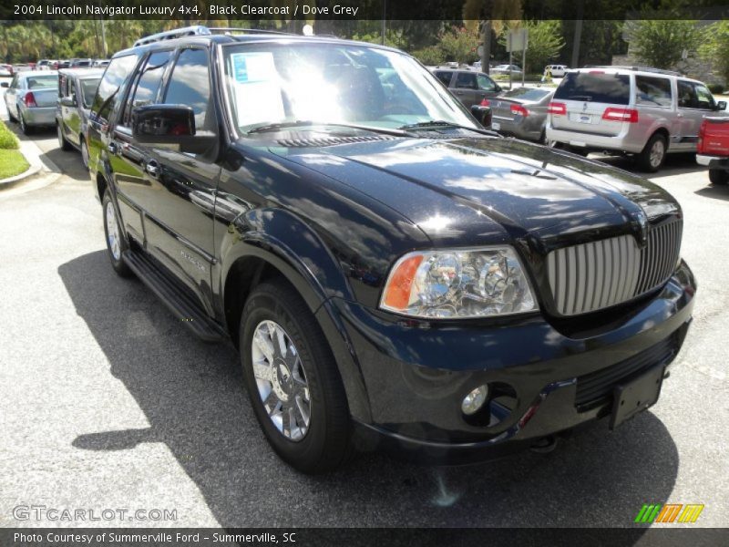 Black Clearcoat / Dove Grey 2004 Lincoln Navigator Luxury 4x4