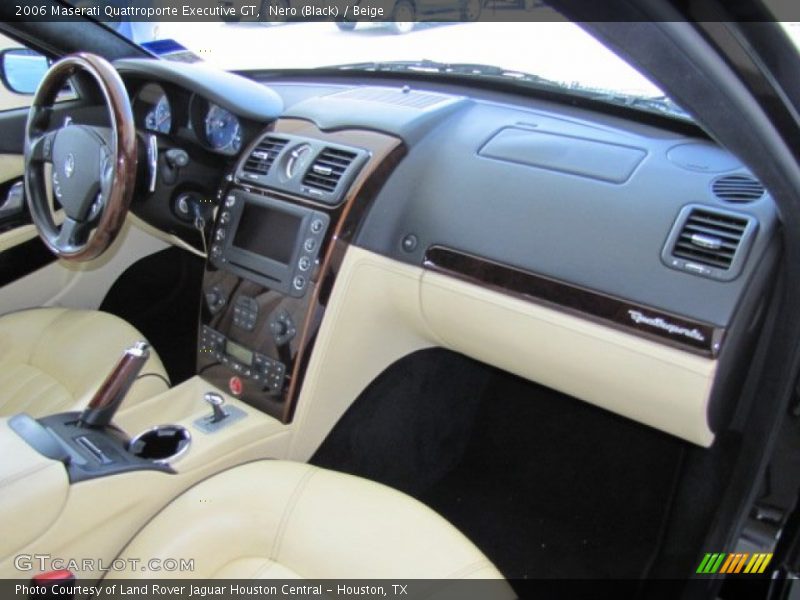 Dashboard of 2006 Quattroporte Executive GT