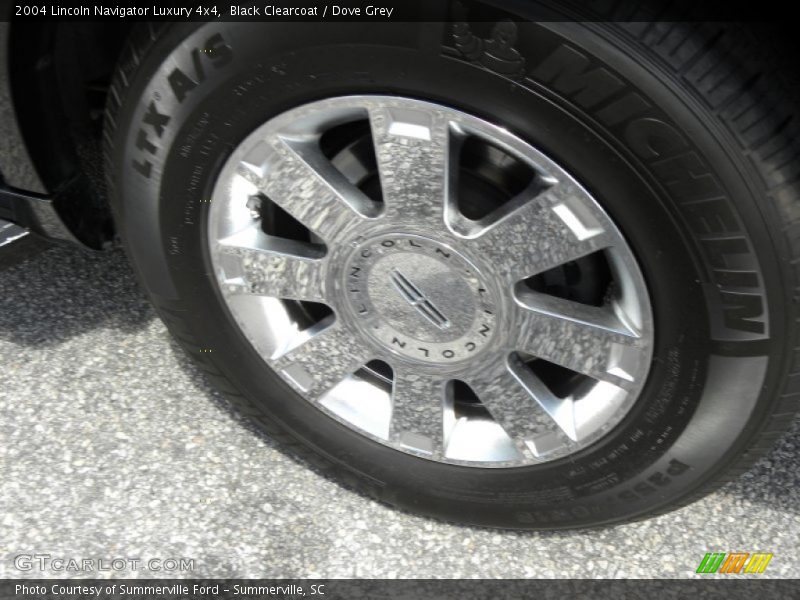 Black Clearcoat / Dove Grey 2004 Lincoln Navigator Luxury 4x4