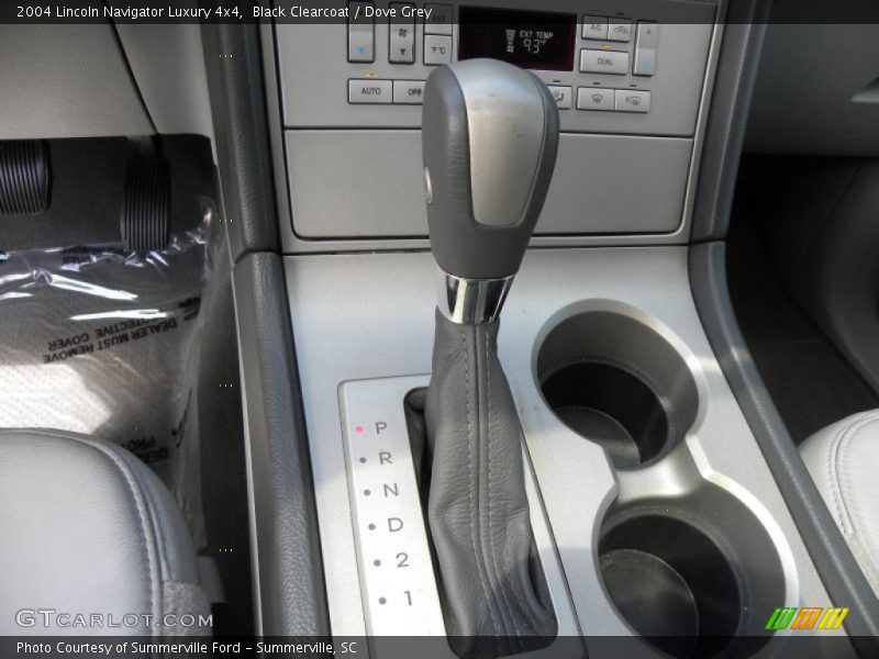 Black Clearcoat / Dove Grey 2004 Lincoln Navigator Luxury 4x4