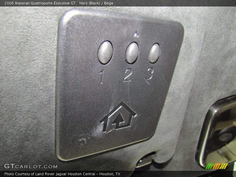 Controls of 2006 Quattroporte Executive GT