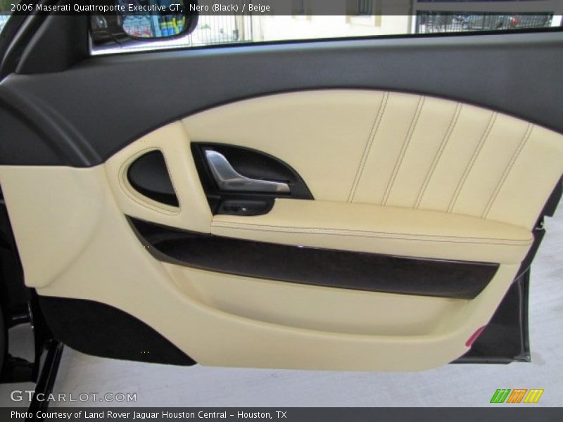 Door Panel of 2006 Quattroporte Executive GT