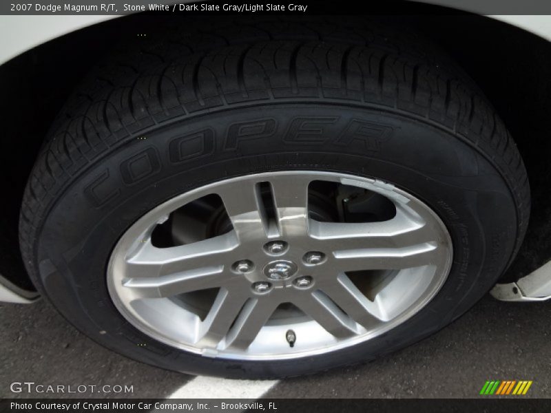 Stone White / Dark Slate Gray/Light Slate Gray 2007 Dodge Magnum R/T