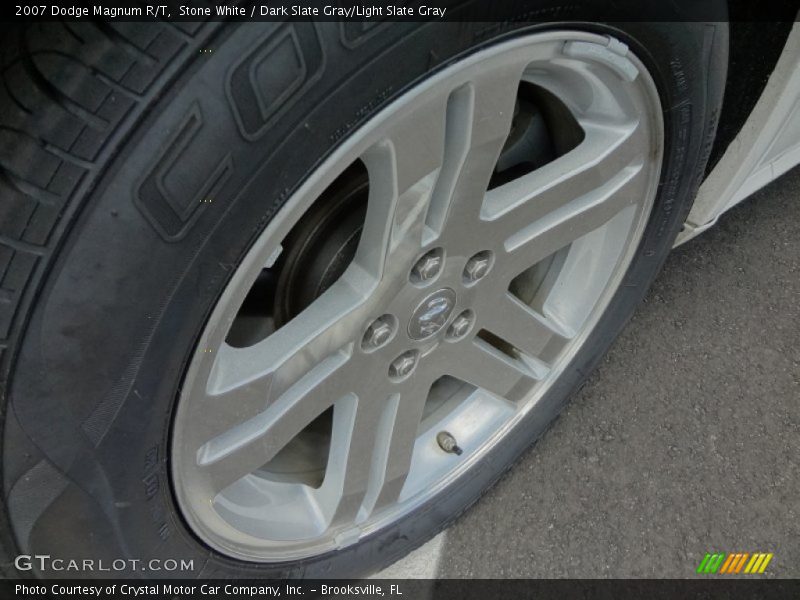 Stone White / Dark Slate Gray/Light Slate Gray 2007 Dodge Magnum R/T