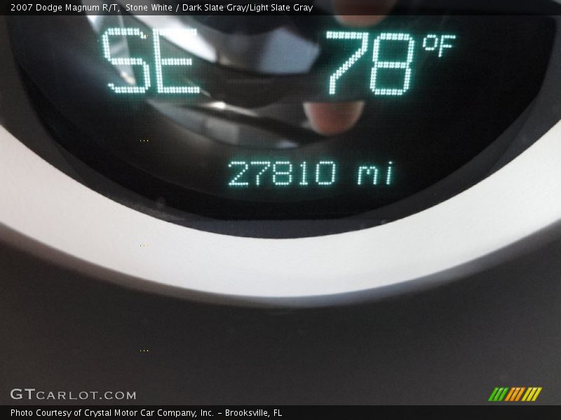 Stone White / Dark Slate Gray/Light Slate Gray 2007 Dodge Magnum R/T