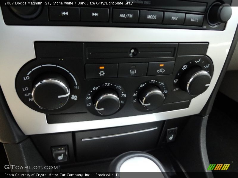 Controls of 2007 Magnum R/T