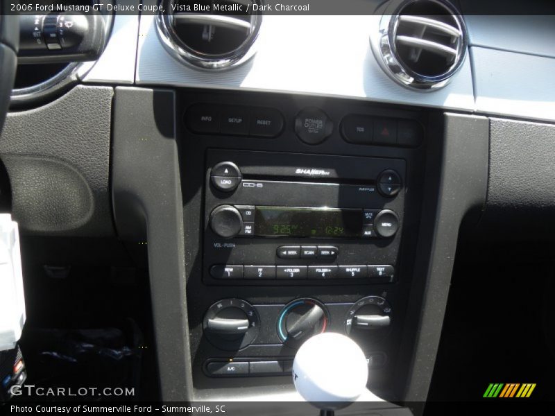 Vista Blue Metallic / Dark Charcoal 2006 Ford Mustang GT Deluxe Coupe