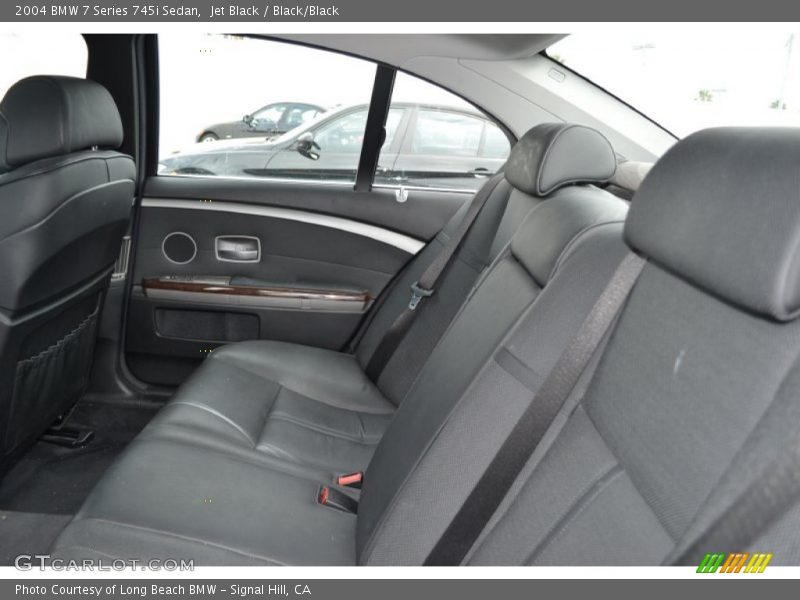 Jet Black / Black/Black 2004 BMW 7 Series 745i Sedan