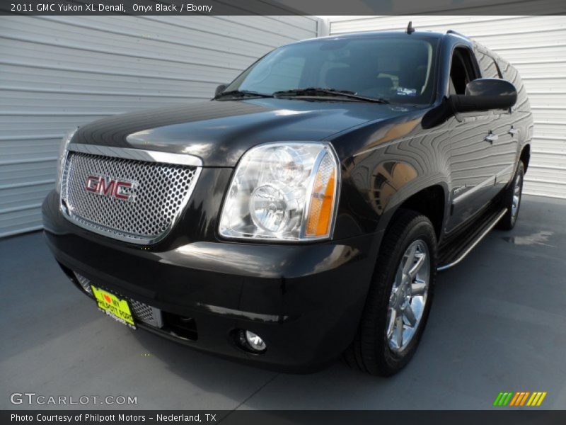 Onyx Black / Ebony 2011 GMC Yukon XL Denali