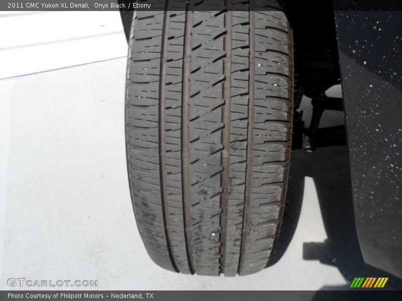 Onyx Black / Ebony 2011 GMC Yukon XL Denali