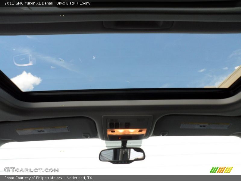 Onyx Black / Ebony 2011 GMC Yukon XL Denali