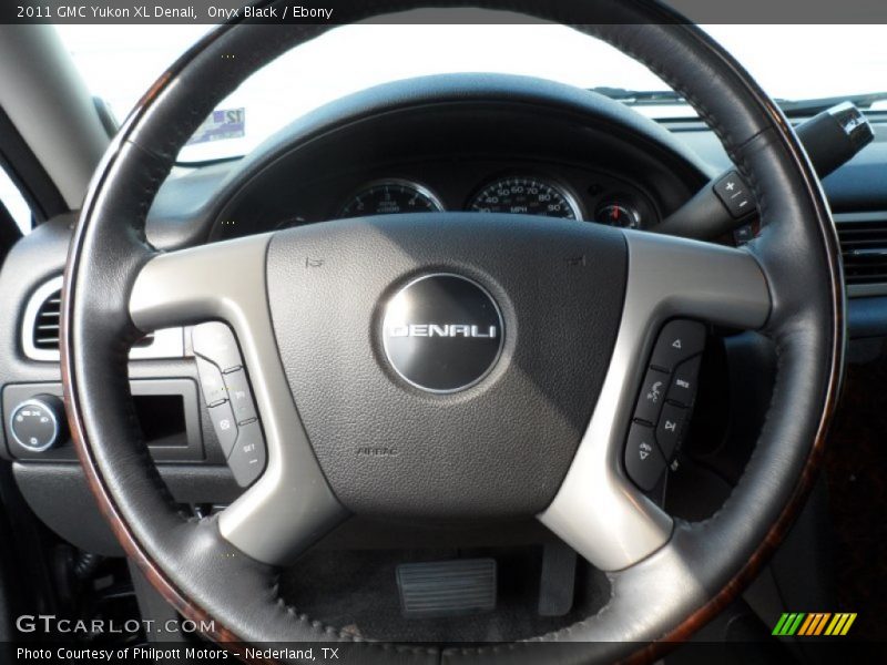 Onyx Black / Ebony 2011 GMC Yukon XL Denali