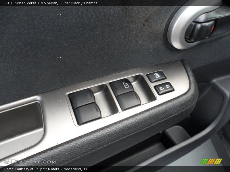 Super Black / Charcoal 2010 Nissan Versa 1.8 S Sedan