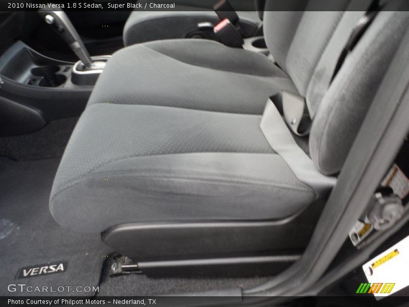 Super Black / Charcoal 2010 Nissan Versa 1.8 S Sedan