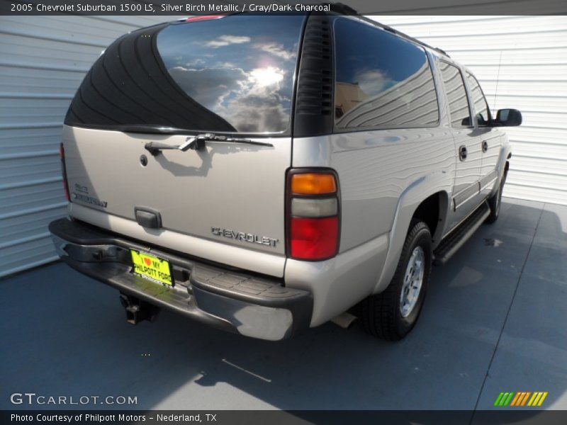 Silver Birch Metallic / Gray/Dark Charcoal 2005 Chevrolet Suburban 1500 LS