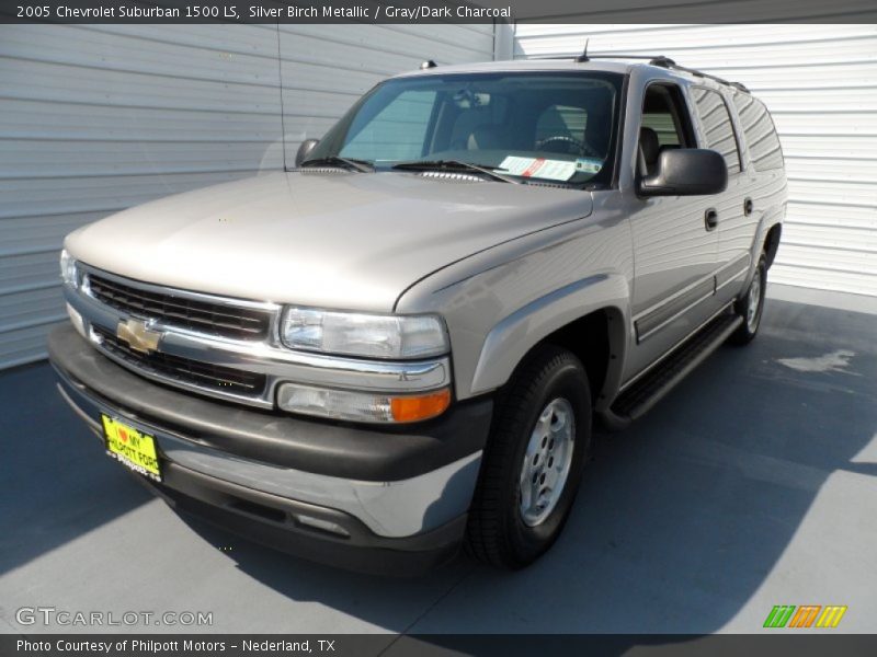 Silver Birch Metallic / Gray/Dark Charcoal 2005 Chevrolet Suburban 1500 LS